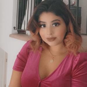 Meet your Posher, Elena